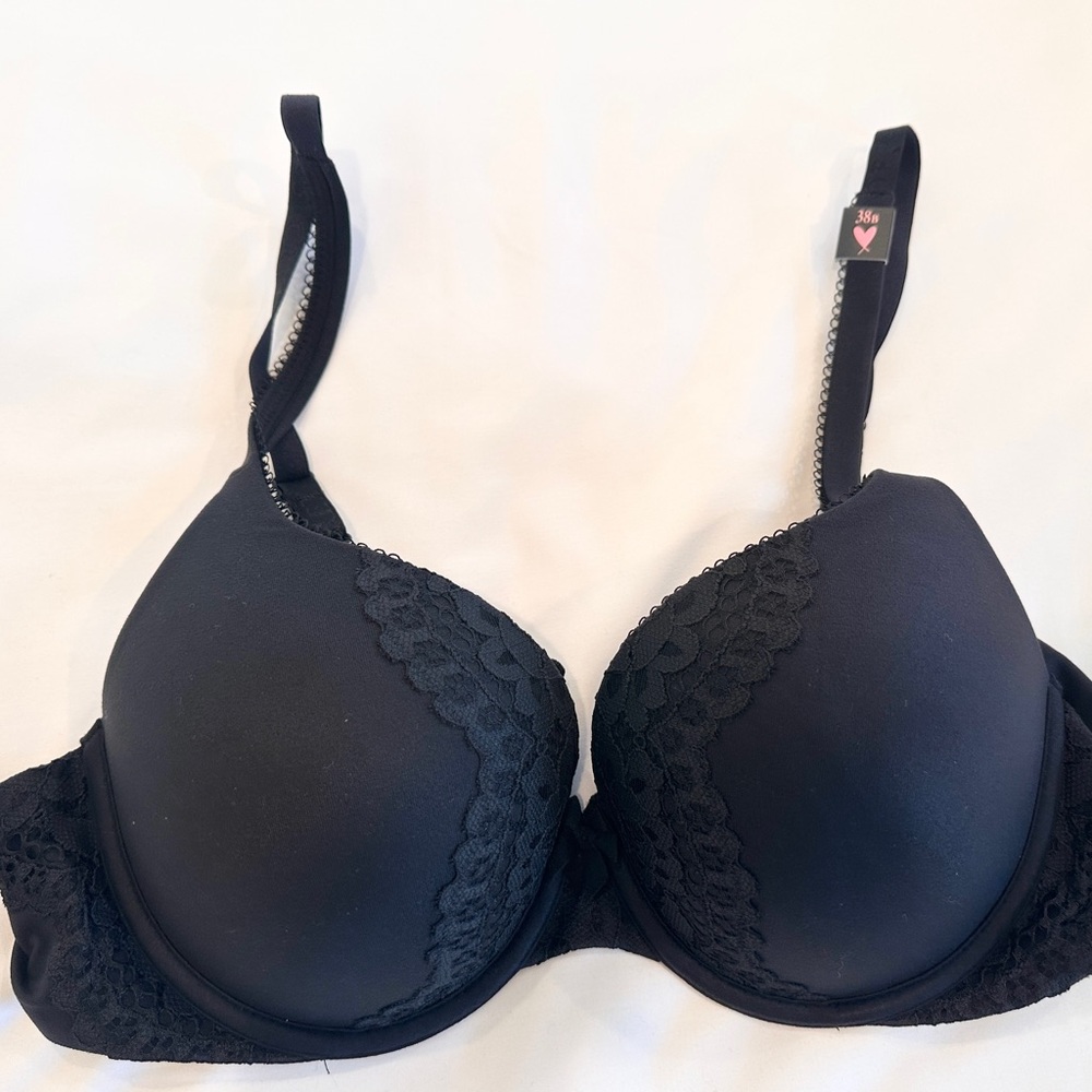 New Body by Victoria's Secret Black Lace Bra with Underwire Support